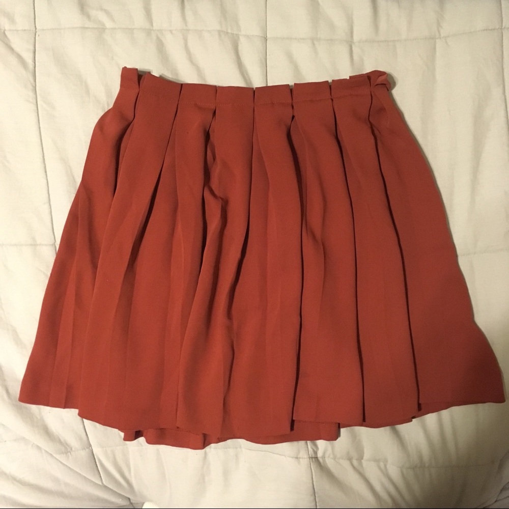Terra-cotta paper bag skirt